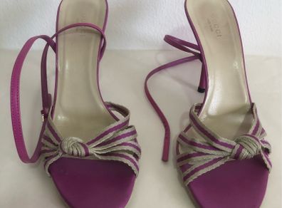 Gucci sandals - sz 39