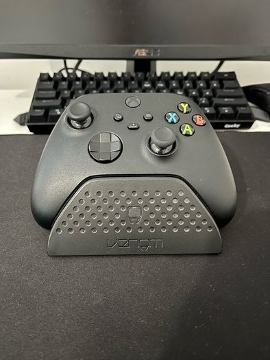 Xbox Series X + 2TB Hard Drive + Accessories