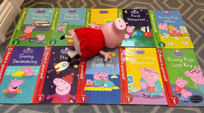 Peppa pig books and plushy
