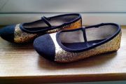 Black/ Glitter Shoes.  Junior 10
