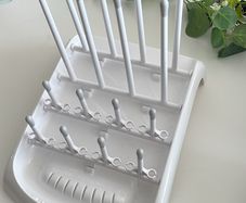 Baby bottle stand/holder