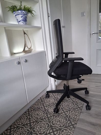 Ergonomic Office Chair