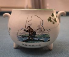 Vintage Carrigaline trinket dish