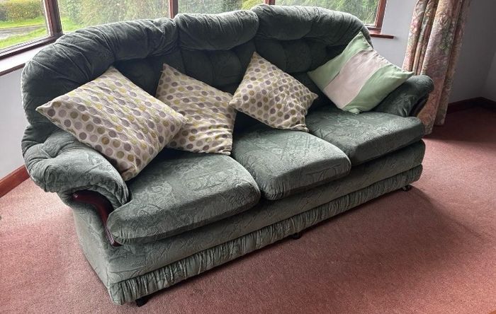 sitting room suite