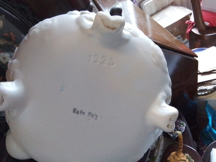 Capidemonte Vintage Teapot