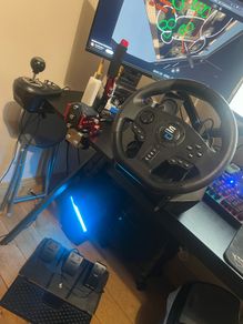 Sundrive Steering Wheel and Handbrake