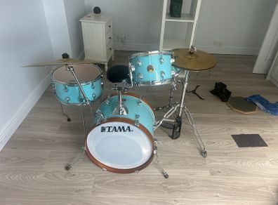 Tama Drumkit.