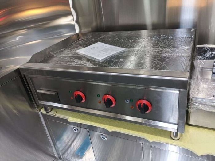Food trailer