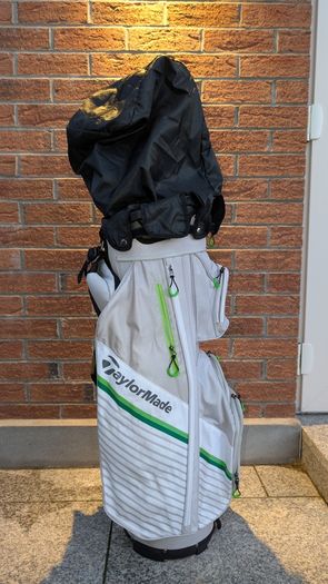 TaylorMade Cart Bag - 14-Way Divider - Rain Hood Included