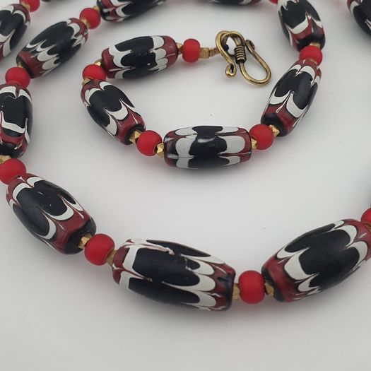 Antique Venetian Style Black Trade & Red Venetian Whiteheart Glass Beads Necklace