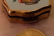 small statton ashtray box