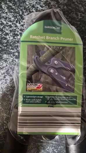 Brand New Gardenline Ratchet Branch Pruner Ilaflon Non Stick