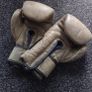 Retro e Wonder 10oz Boxing Gloves Image 7