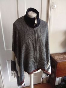 River island poncho