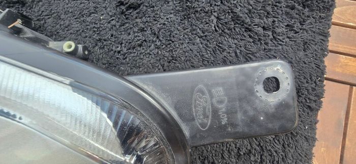 ford fiesta headlight passenger  side.