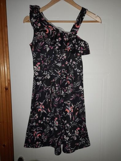 girls beautiful dress