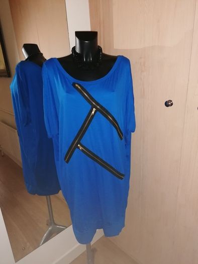 Women's Dress Oversize Teeshirt Zip details size 18