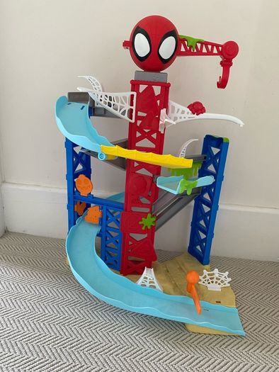 spiderman garage