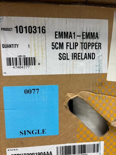 Emma flip topper