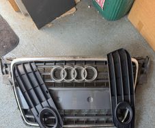 audi a4 grill