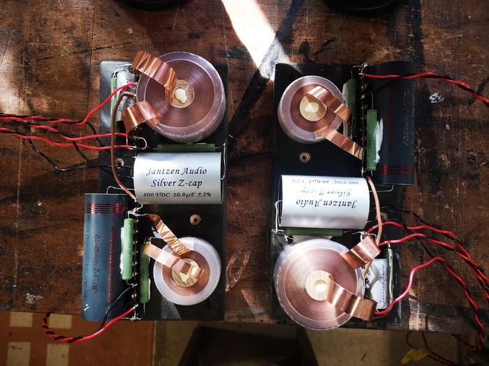 Floor Standing Loudspeaker