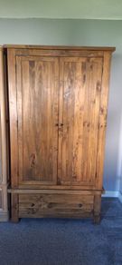 solid wood bedroom furniture