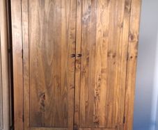 solid wood bedroom furniture