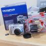 Olympus C-750 digital camera with underwater housing Image 4