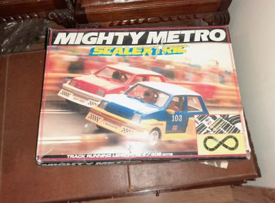 Mighty Metro scalectric track