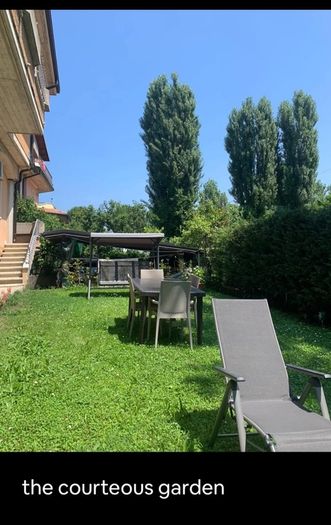 Lake Garda, Sirmione: Flights & Acc' for 3ppl