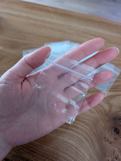 20 craft/storage zip lock bags
