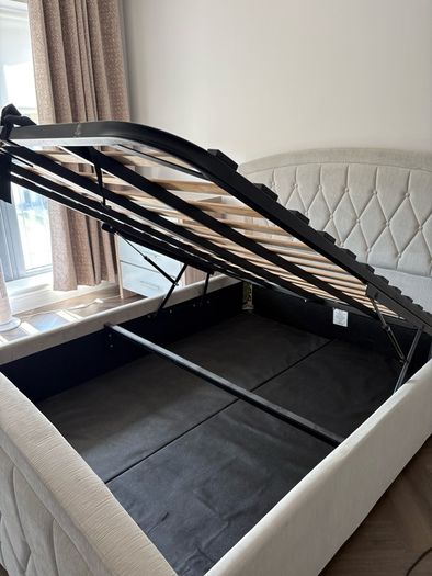 Double ottoman bed