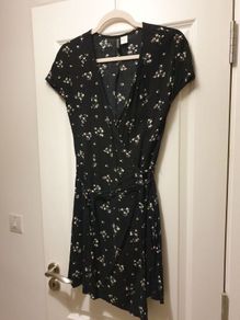 H&M Floral Wrap Dress (S)