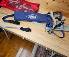 Roof pads for surfboard