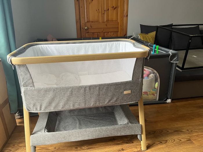Tutti Bambino bedside crib (co-sleeper) for sale