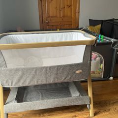 Tutti Bambino bedside crib (co-sleeper) for sale