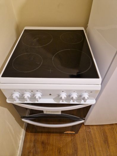 Indesit cooker