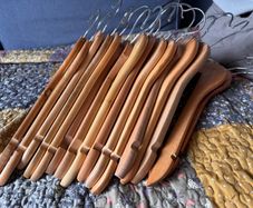 Coat hangers x16