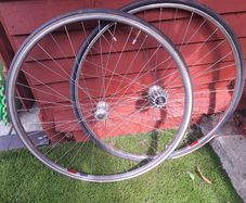 Clasic road bike wheels