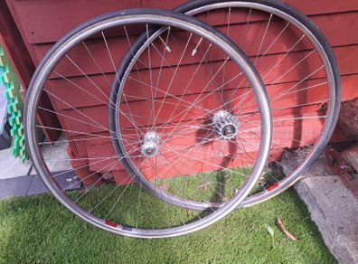 Clasic road bike wheels