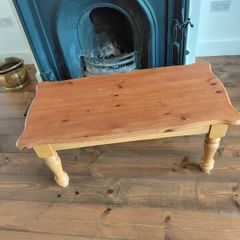 coffee table abd TV unit