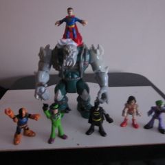 DC Comics Super Hero Friends Imaginext Doomsday  Figure &6 Others.