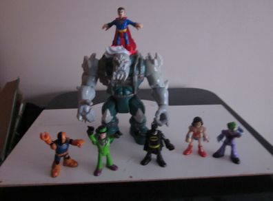 DC Comics Super Hero Friends Imaginext Doomsday  Figure &6 Others.