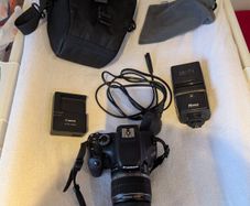 Canon 550D with accessories