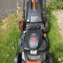 Honda petrol selfpropelled lawnmower Image 3
