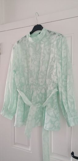 Sheer top elasticated waistband suit 12/14