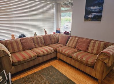 Couch (L shape)