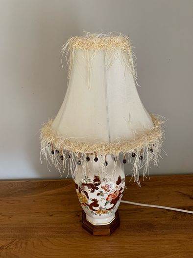 Masons Brown Velvet Ironstone Table Lamp.