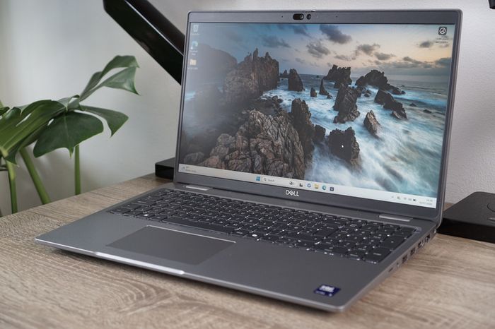 Dell Latitude 5550 | Core Ultra 5 125U | 16GB DDR5 | Basic Support 2028