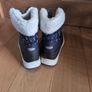 Kids winter boots Size 2.5 Image 3